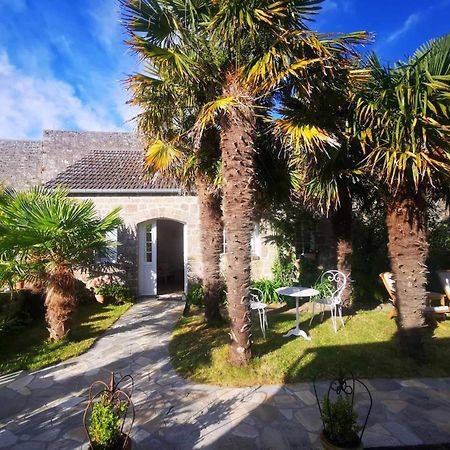Le Prieure Barfleur Bed & Breakfast Bagian luar foto
