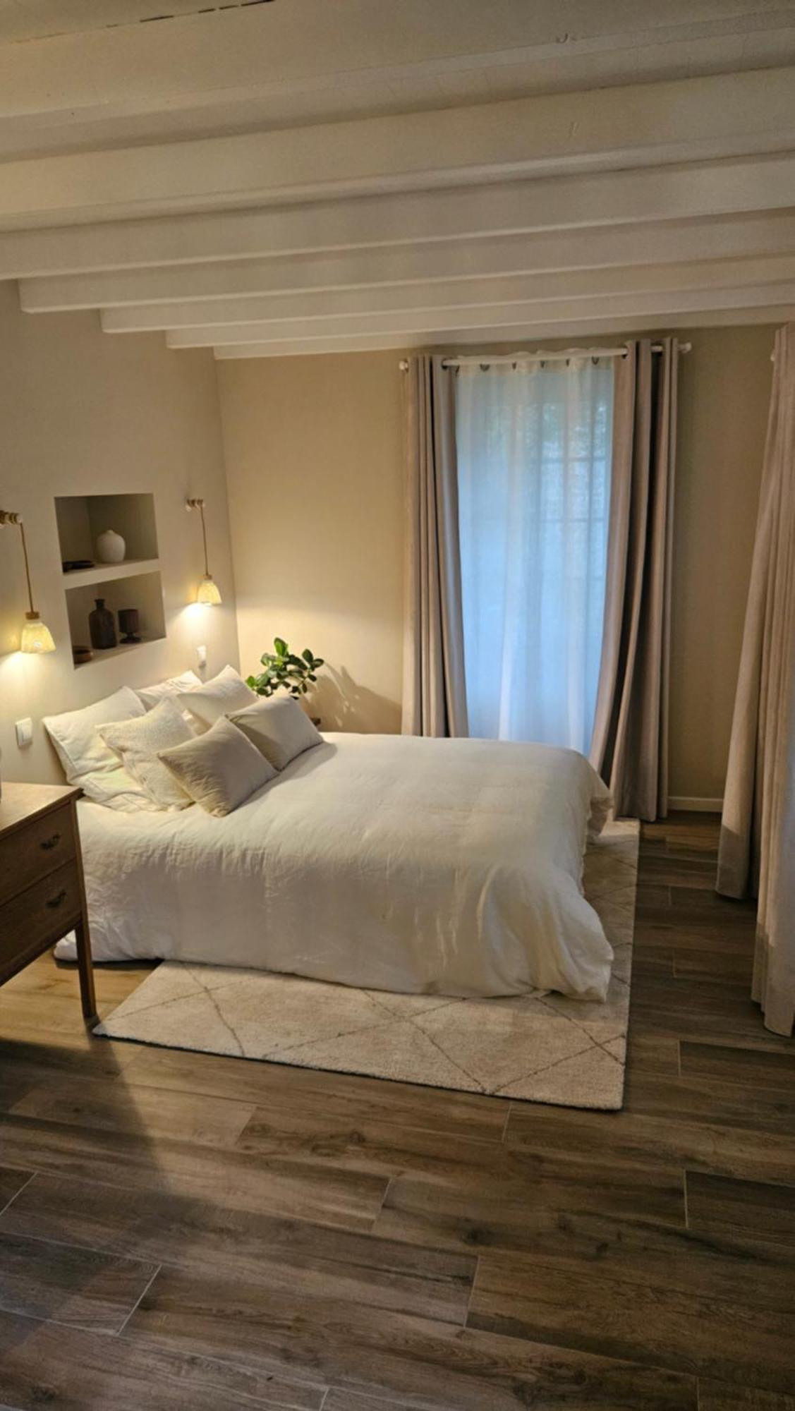 Le Prieure Barfleur Bed & Breakfast Bagian luar foto