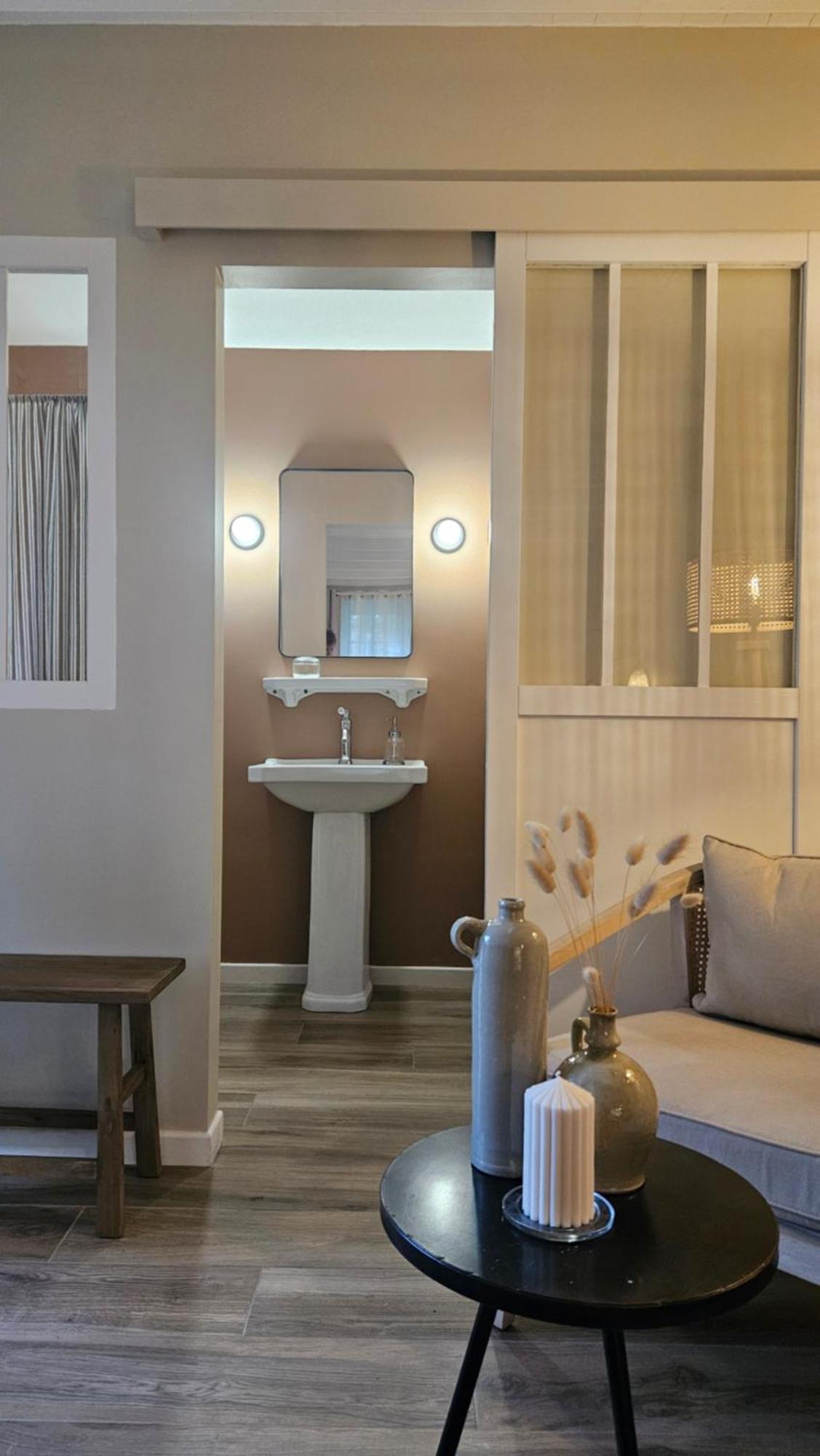 Le Prieure Barfleur Bed & Breakfast Bagian luar foto