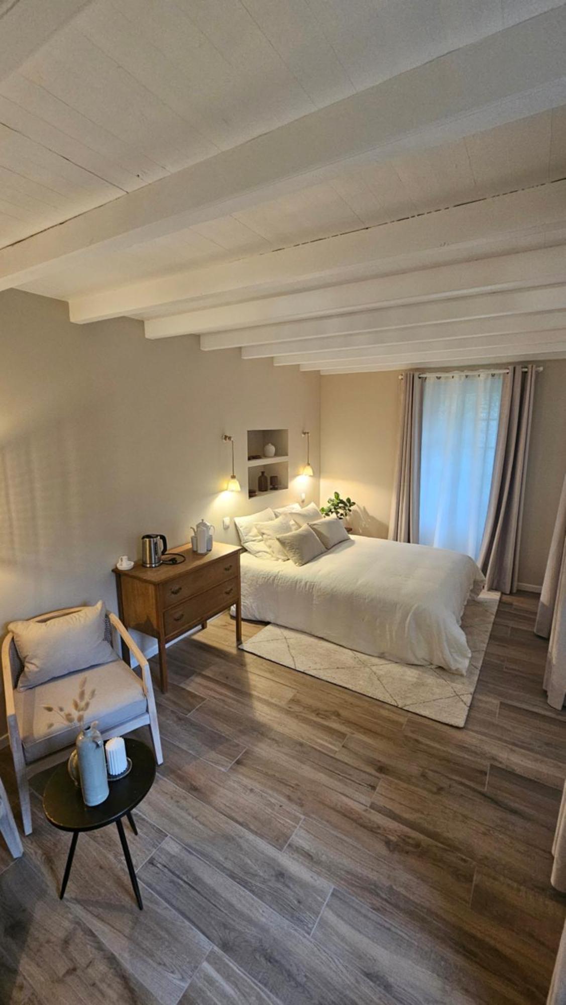 Le Prieure Barfleur Bed & Breakfast Bagian luar foto
